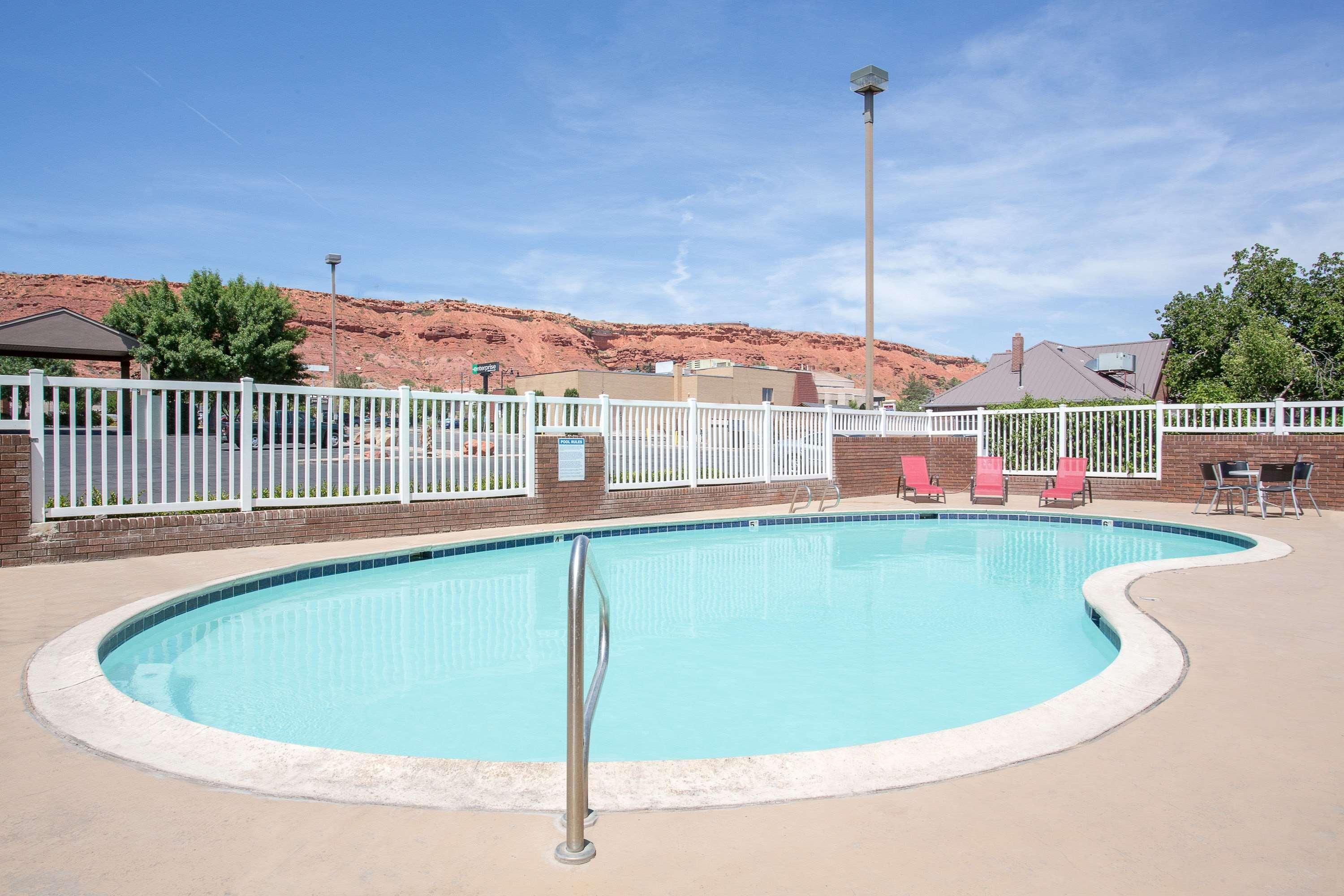 Motel Super 8 By Wyndham St. George Ut Exteriér fotografie